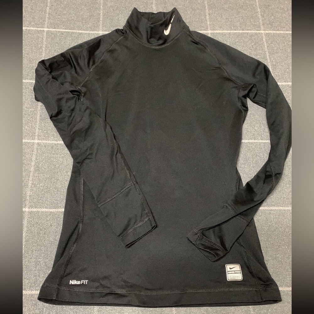 ✔️ Nike Pro Combat Long Sleeve